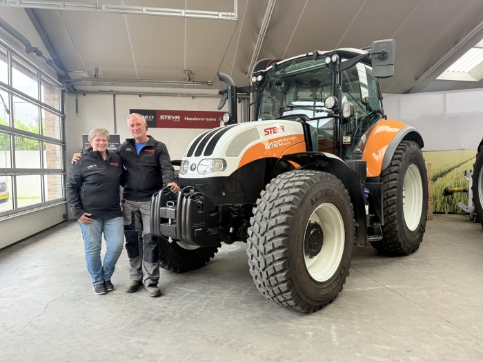 STEYR MULTI 4120